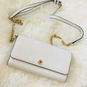 Michael Kors. White bag.